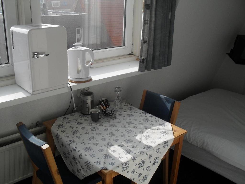 Pension Maris Zandvoort Rum bild